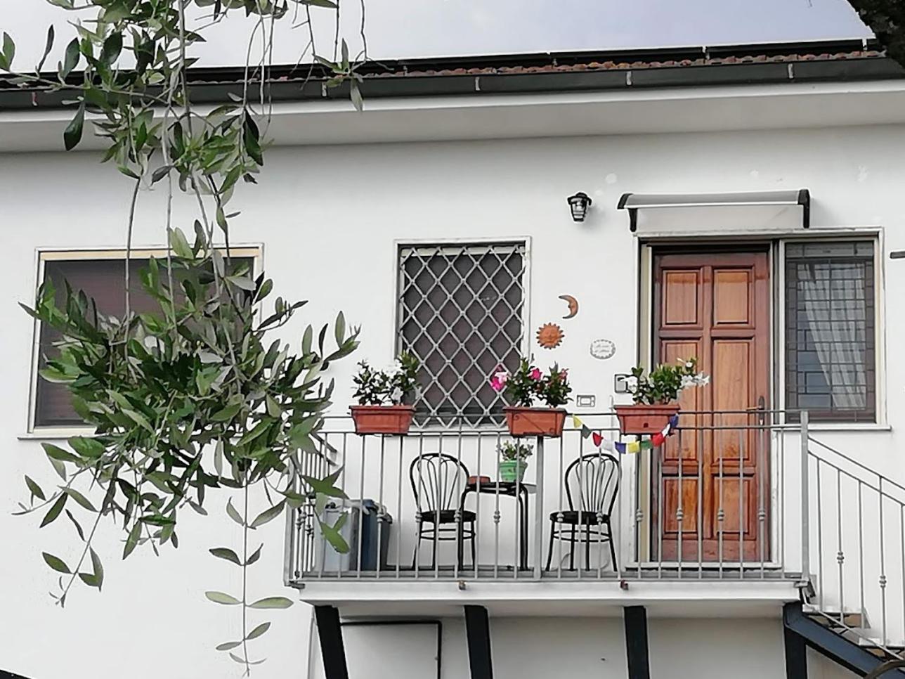Apartamento La Casa Di Silvia Massarosa Exterior foto